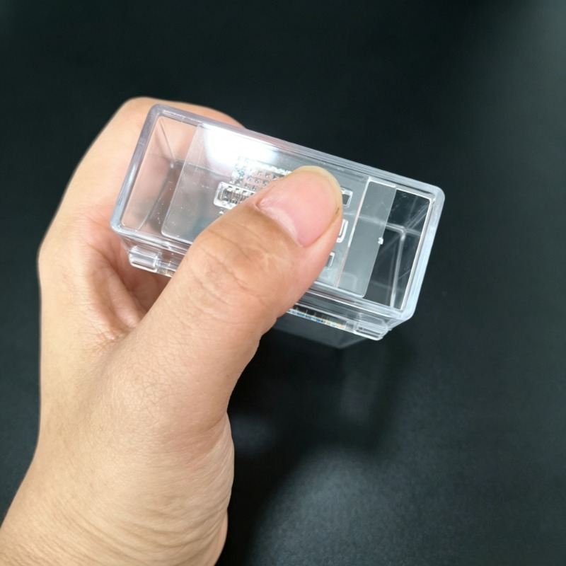 Przezroczyste plastikowe etui  – Smoking & Vaping Accessories recenzja i cena